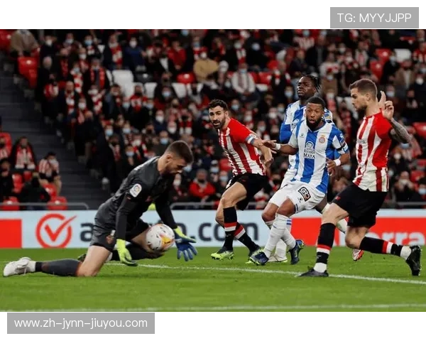 西甲顶级联赛冠军：西甲联赛顶级球队争冠的关键因素分析